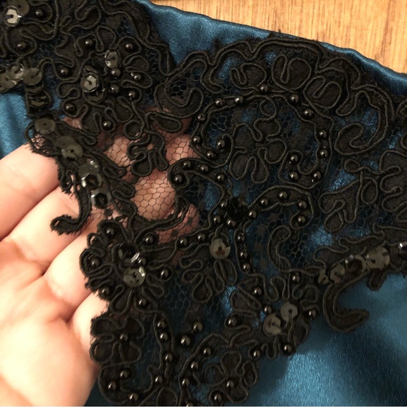 Formal Green Dress with Black Beaded Collar - Picture 5 of 7